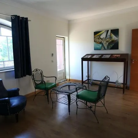 Amazing Portuguese Heroine 6 Bedrooms Stunning Position Villa