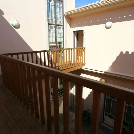 Cliffside Hero: Beachfront Portuguese Retreat * Albufeira