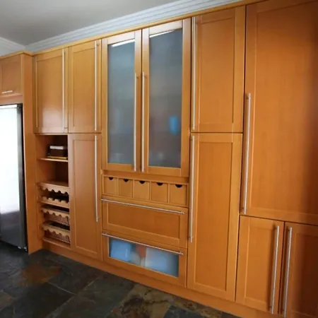 Amazing Portuguese Heroine 6 Bedrooms Stunning Position *