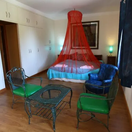 Cliffside Hero: Beachfront Portuguese Retreat Albufeira